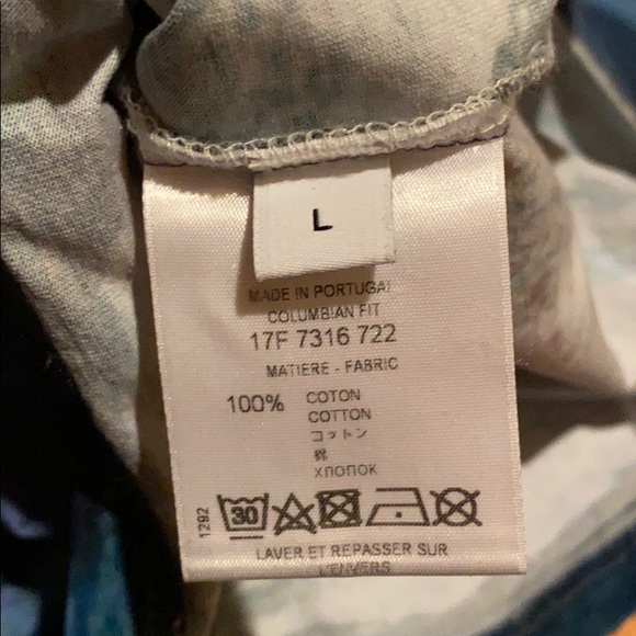 Rare Givenchy Water TShirt 100% authentic - Picture 4 of 5